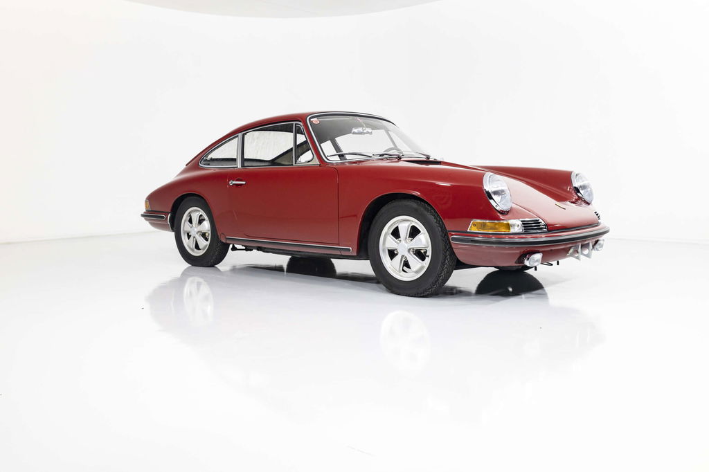 Porsche 911 S (F-Modell)