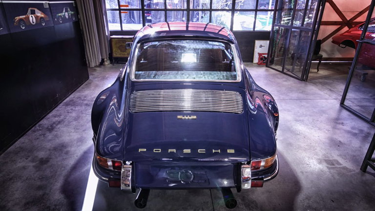 Porsche 911 Backdate