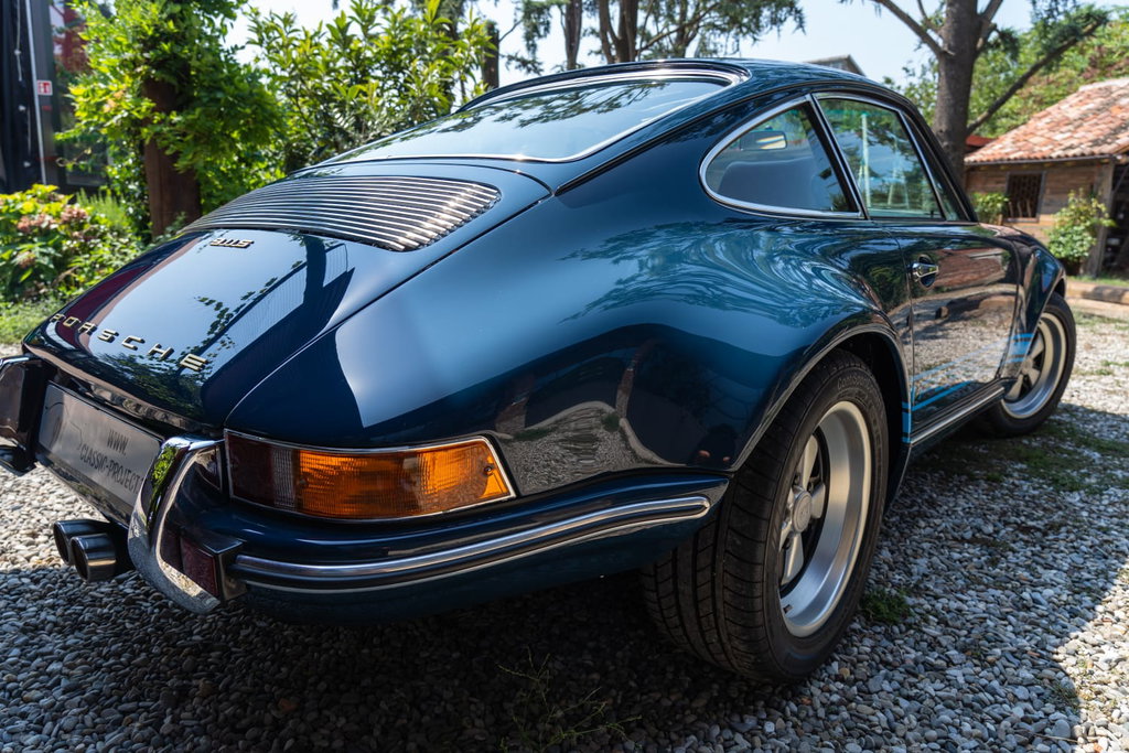 Porsche 911 Backdate