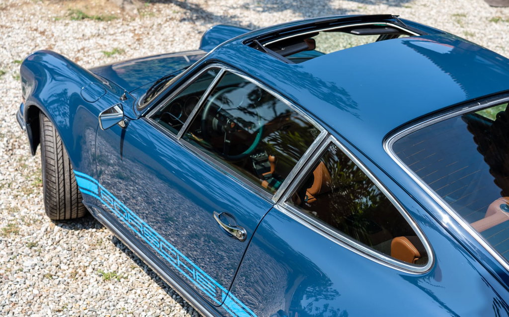 Porsche 911 Backdate