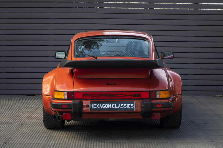 Porsche 911 Turbo 3.3