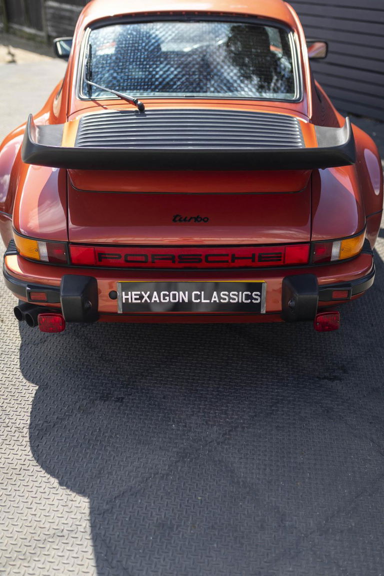 Porsche 911 Turbo 3.3
