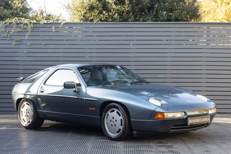 Porsche 928 S4
