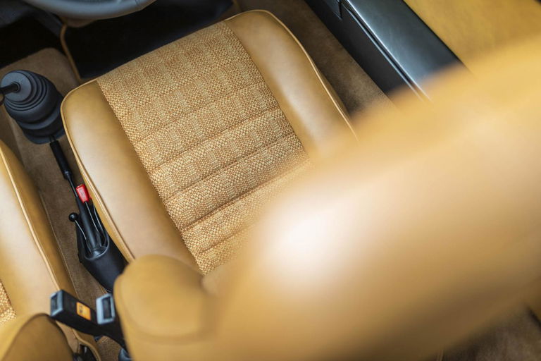 Porsche 911 Carrera 2,7