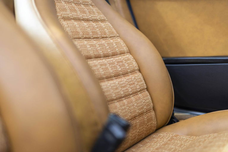 Porsche 911 Carrera 2,7