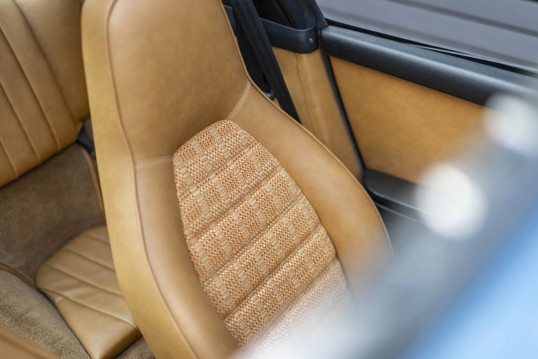 Porsche 911 Carrera 2,7