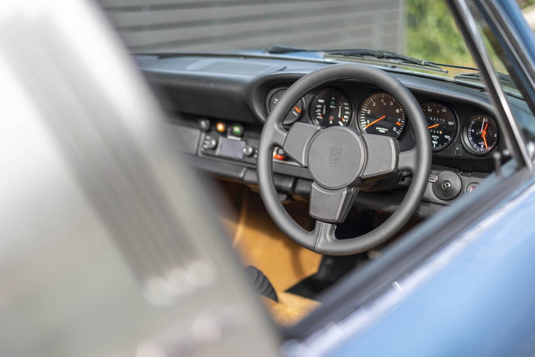 Porsche 911 Carrera 2,7