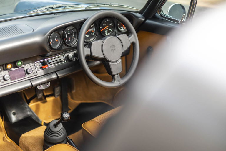 Porsche 911 Carrera 2,7