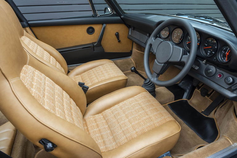 Porsche 911 Carrera 2,7