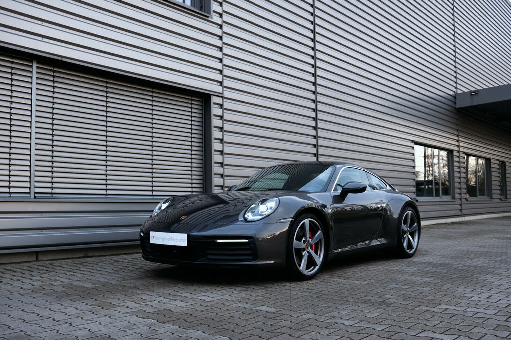 Porsche 992 Carrera S