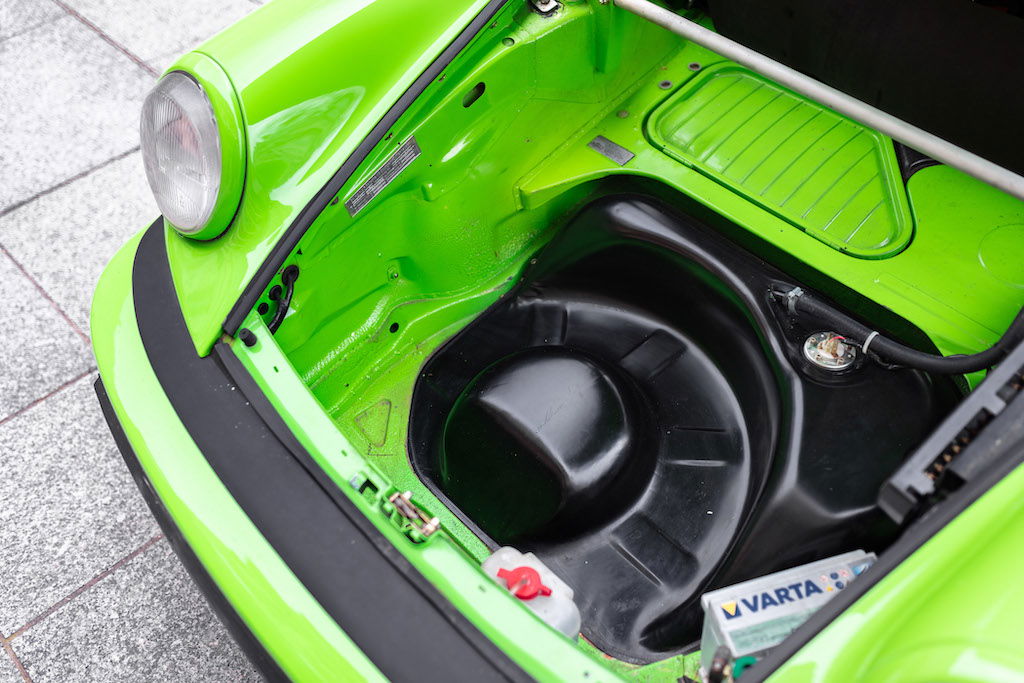 Porsche 911 Carrera 2,7