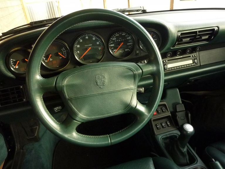 Porsche 993 Carrera 4S