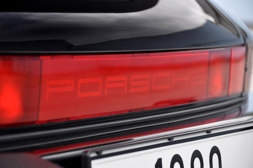 Porsche 911 Carrera 3.2 (KAT)