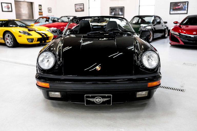 Porsche 911 Carrera 3.2 Speedster (US)