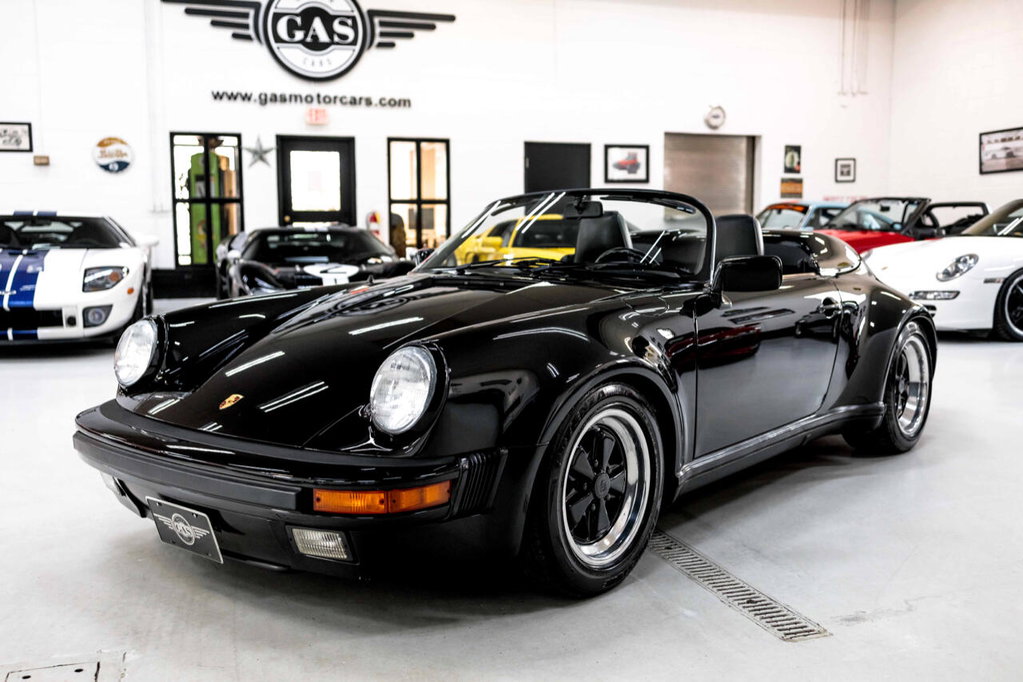 Porsche 911 Carrera 3.2 Speedster (US)