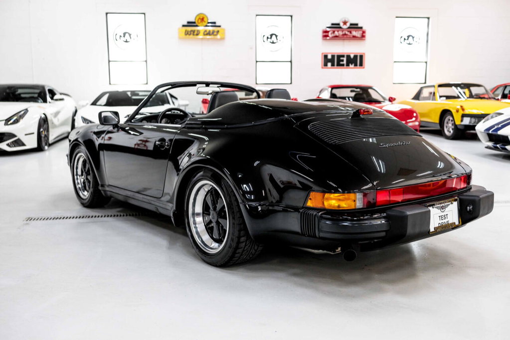 Porsche 911 Carrera 3.2 Speedster (US)