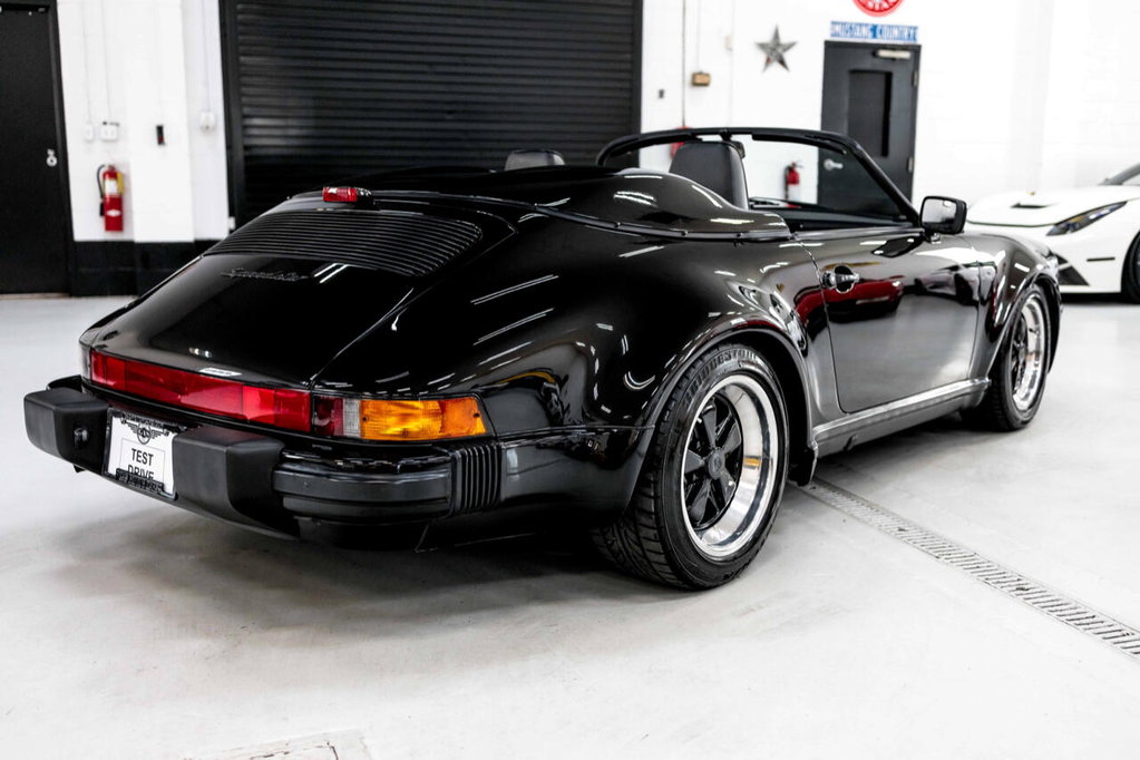 Porsche 911 Carrera 3.2 Speedster (US)