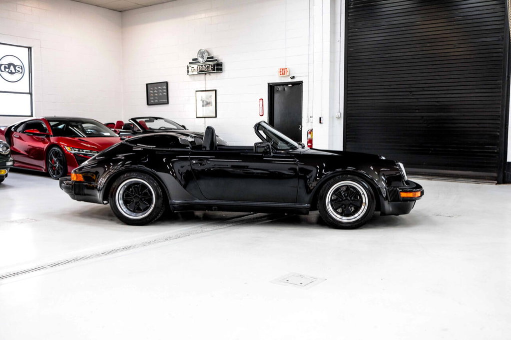 Porsche 911 Carrera 3.2 Speedster (US)