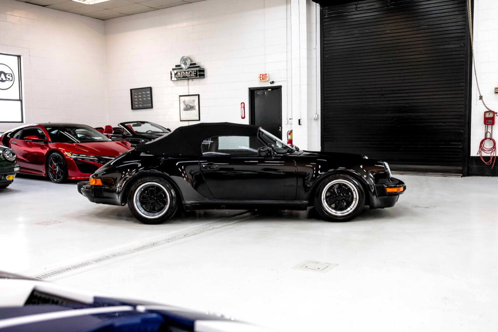 Porsche 911 Carrera 3.2 Speedster (US)