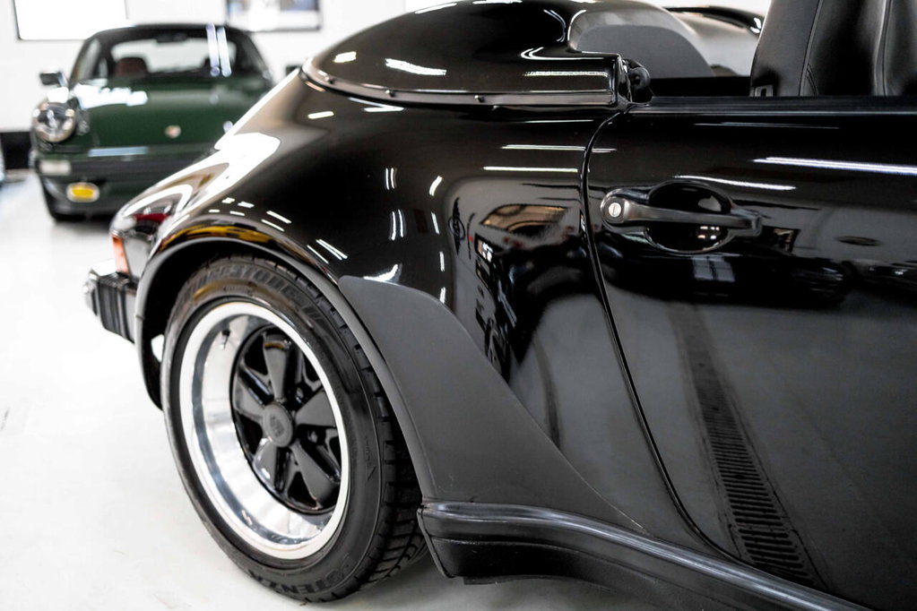 Porsche 911 Carrera 3.2 Speedster (US)