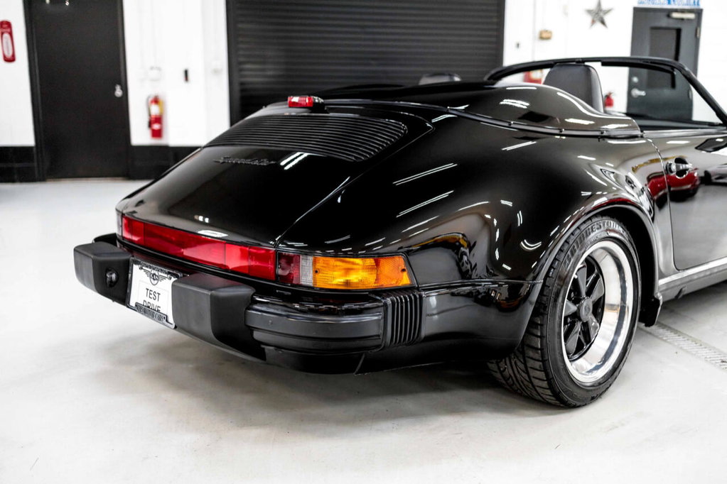 Porsche 911 Carrera 3.2 Speedster (US)