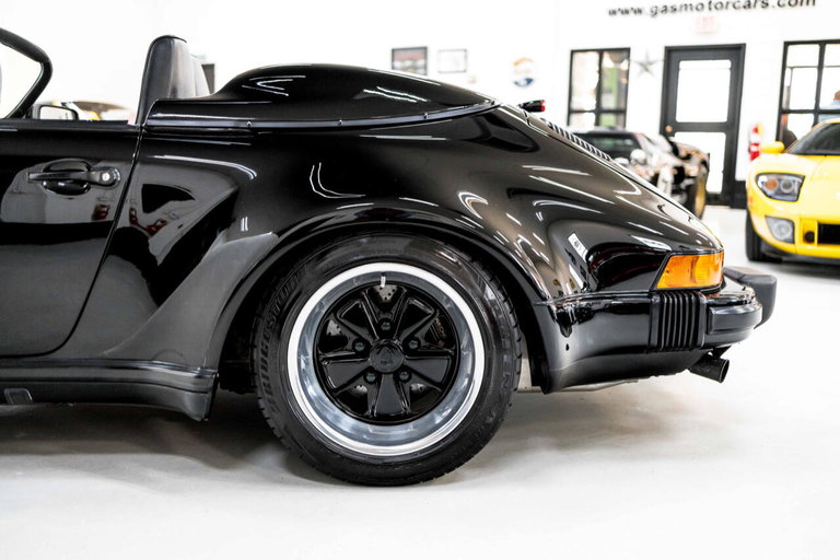 Porsche 911 Carrera 3.2 Speedster (US)