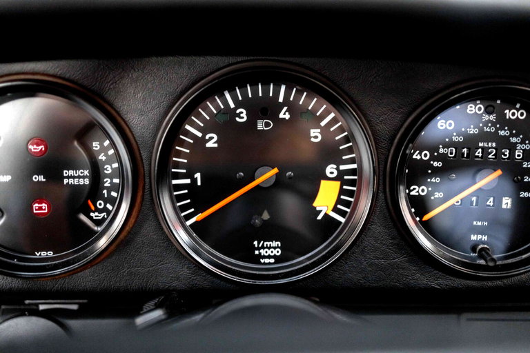 Porsche 911 Carrera 3.2 Speedster (US)