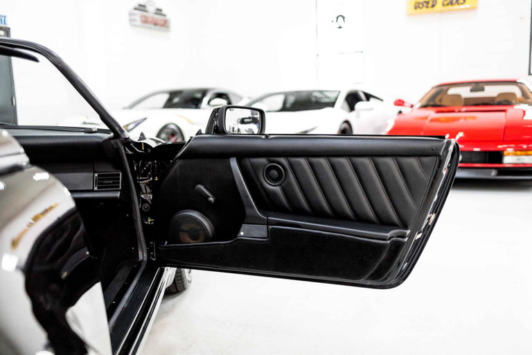 Porsche 911 Carrera 3.2 Speedster (US)
