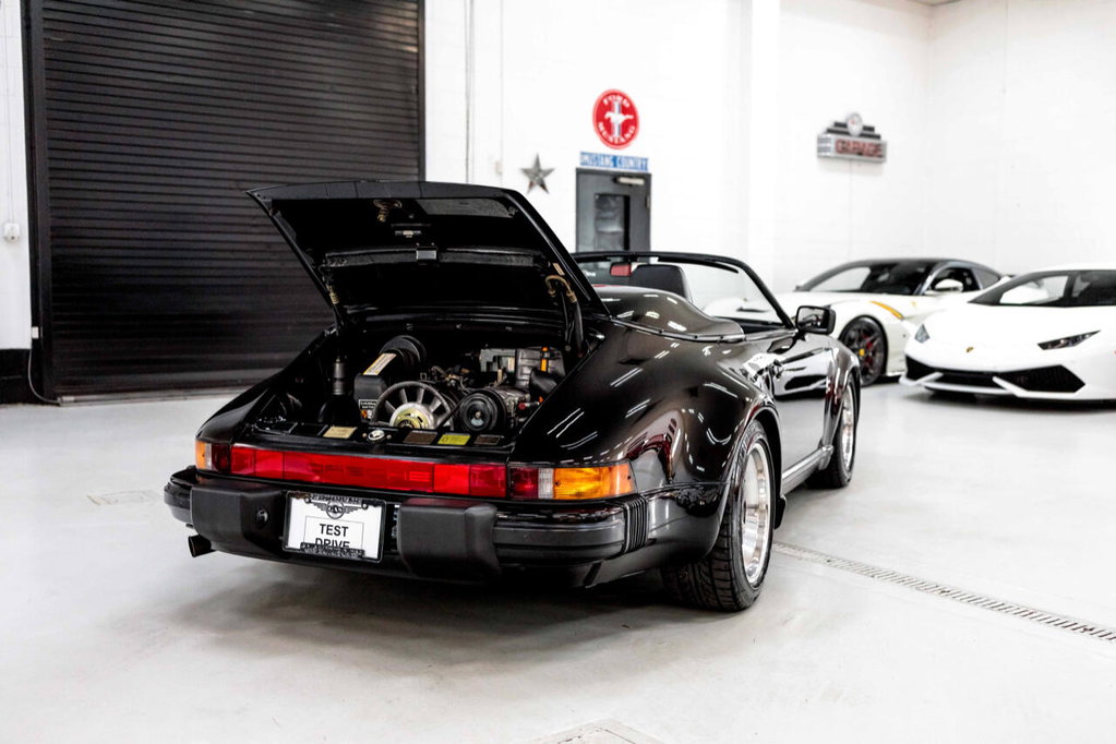 Porsche 911 Carrera 3.2 Speedster (US)