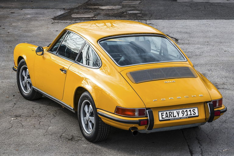 Porsche 911 S (F-Modell)