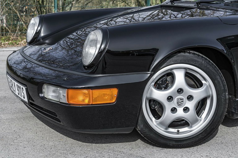 Porsche 964 Carrera 2 Speedster