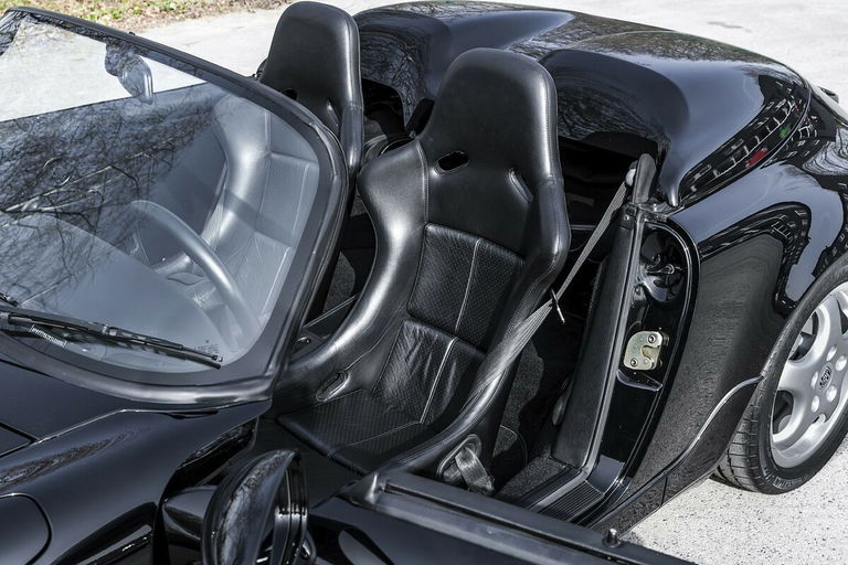 Porsche 964 Carrera 2 Speedster