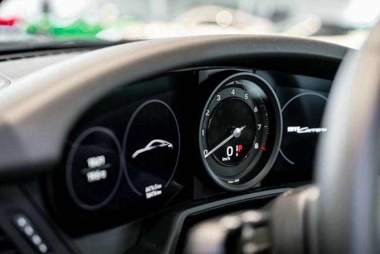 Porsche 992 Carrera