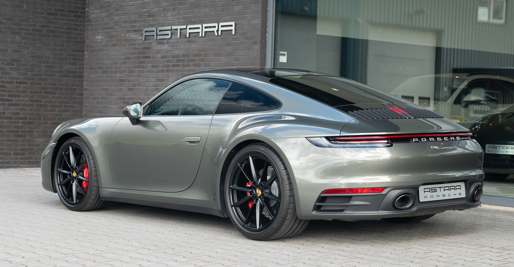 Porsche 992 Carrera S 2019 - elferspot.com - Marktplatz für Porsche ...