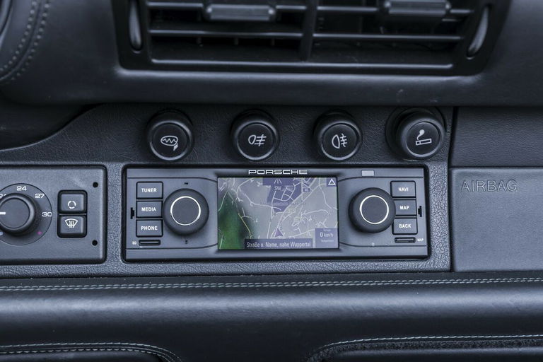 Porsche 993 Carrera 4