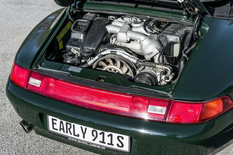 Porsche 993 Carrera 4