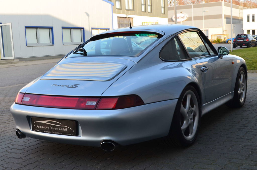 Porsche 993 Carrera 4S