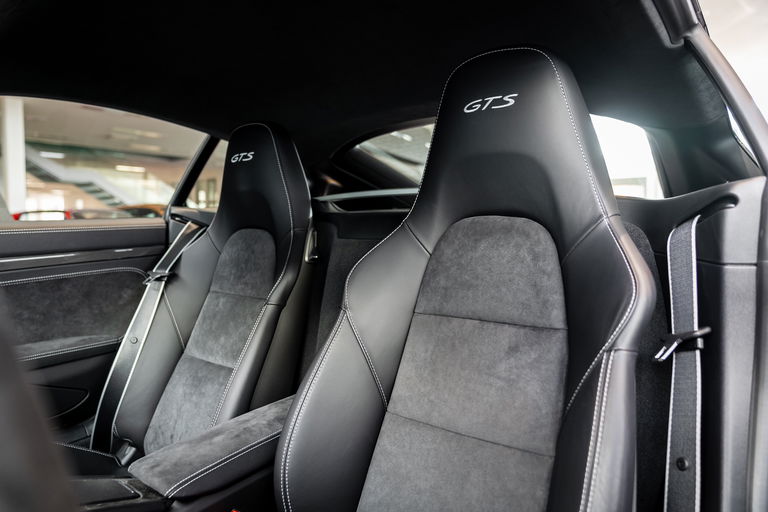 Porsche 981 Cayman GTS