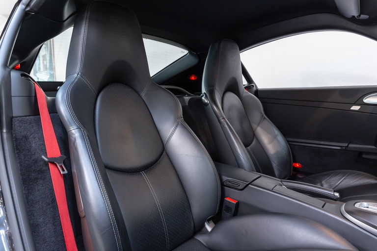 Porsche 987 Cayman S