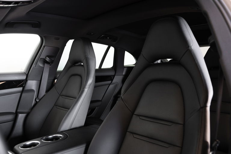 Porsche Panamera 4 E-Hybrid
