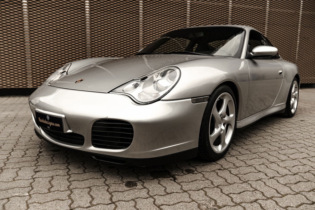 Porsche 996 Carrera 4S