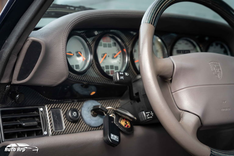 Porsche 993 Carrera 4S