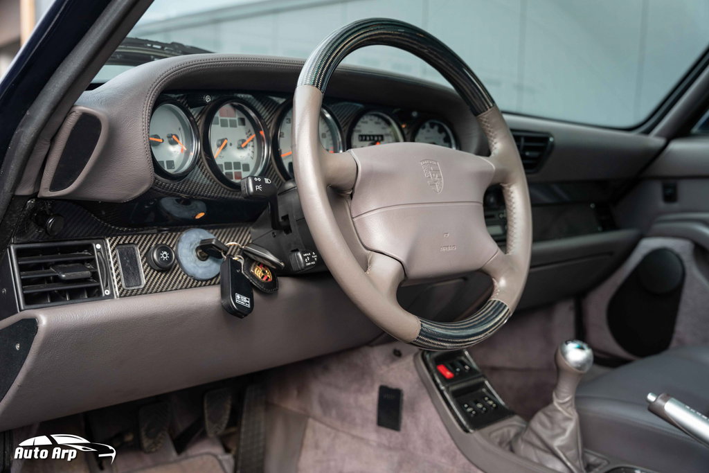 Porsche 993 Carrera 4S