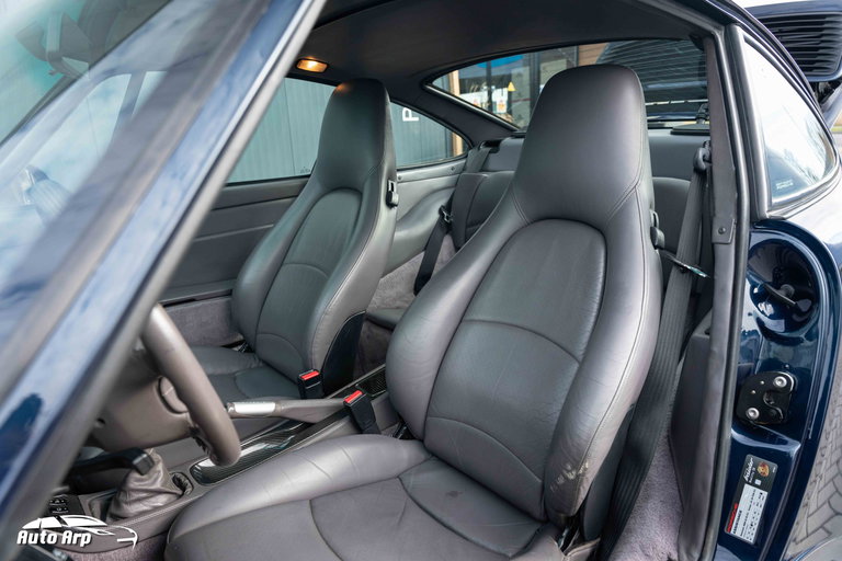 Porsche 993 Carrera 4S