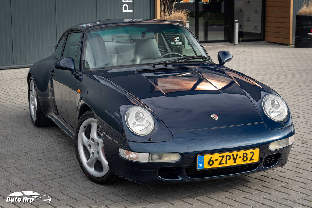 Porsche 993 Carrera 4S