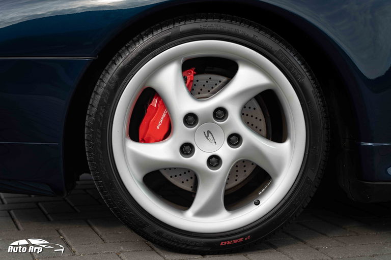 Porsche 993 Carrera 4S