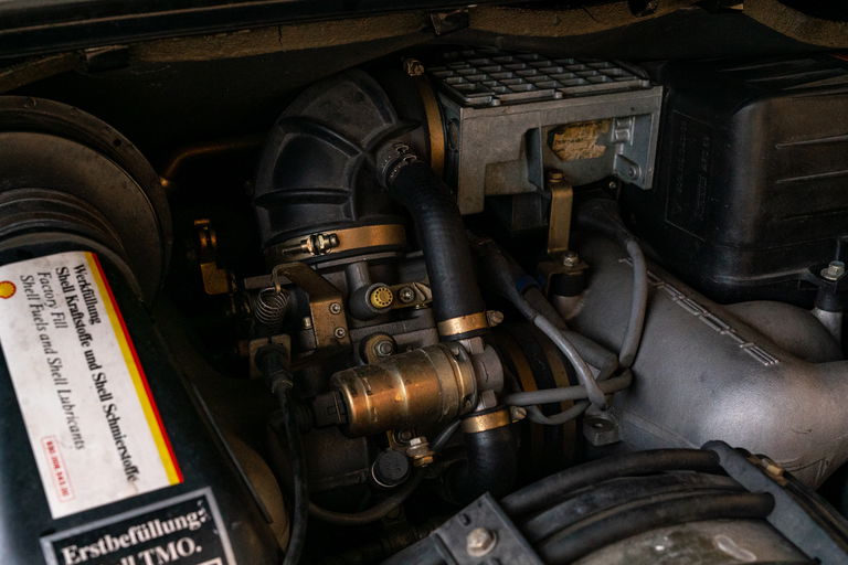 Porsche 911 Carrera 3.2 Speedster (US)