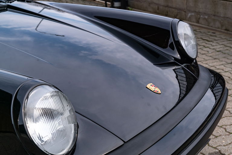 Porsche 911 Carrera 3.2 Speedster (US)