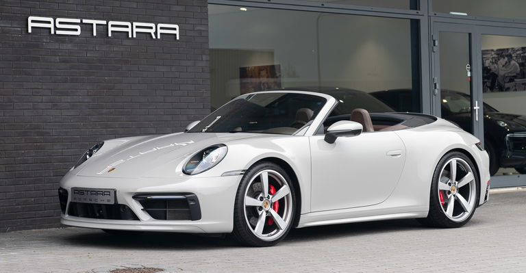 Porsche 992 Carrera 4S