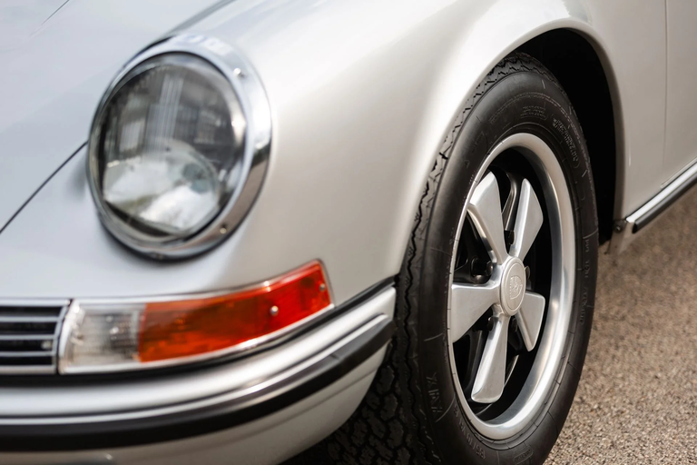 Porsche 911 S (F-Modell)